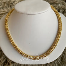 Load image into Gallery viewer, Solid 10K Gold 6 mm 3D Fancy Link Chain
