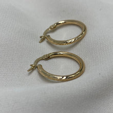 Load image into Gallery viewer, 10K Gold Diamond Cut Hoop Earrings
