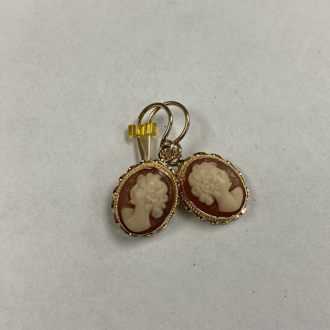 Vintage Style 14K Gold Cameo Earrings