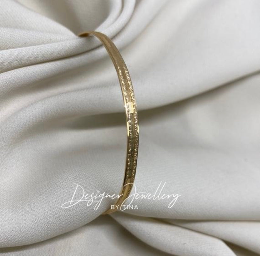 Toddler/Kids 10K Gold Diamond Cut Stackable Bangle