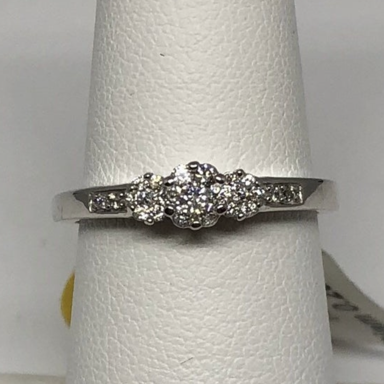 10K White Gold Diamond Past Present Future Band