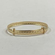 Load image into Gallery viewer, Baby/Toddler 10K Gold Adjustable Bangle
